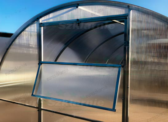 Montaż szklarni Mini